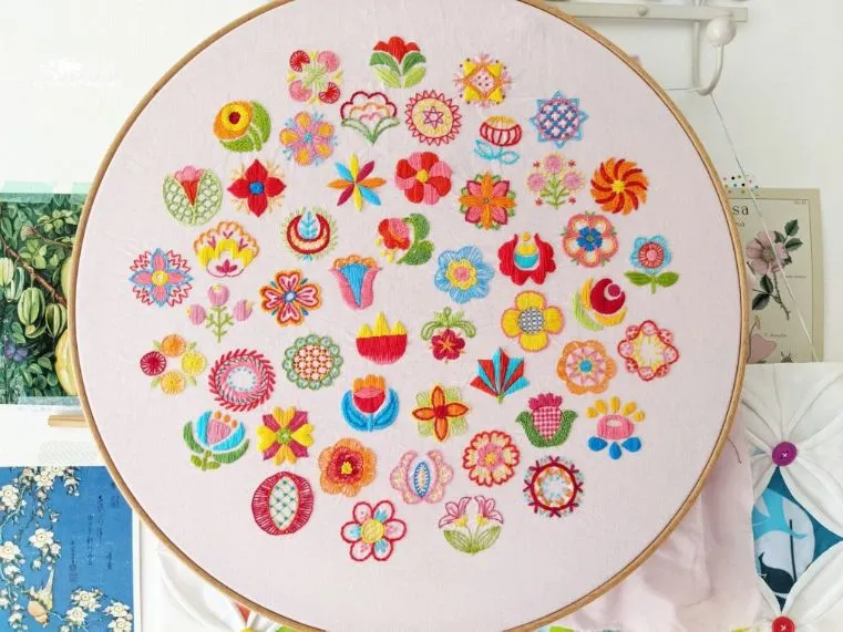 Fifty Folk Floral Dots Project by Carina Envoldsen-Harris